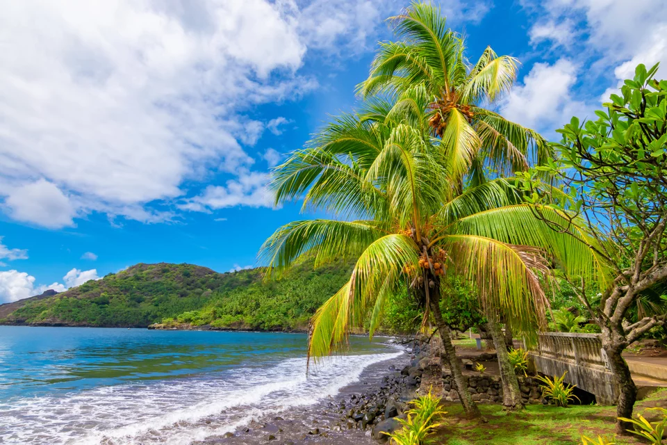 Στη μέση του πουθενά: Το παραδεισένιο νησί στα πιο απομακρυσμένα μέρη στον πλανήτη