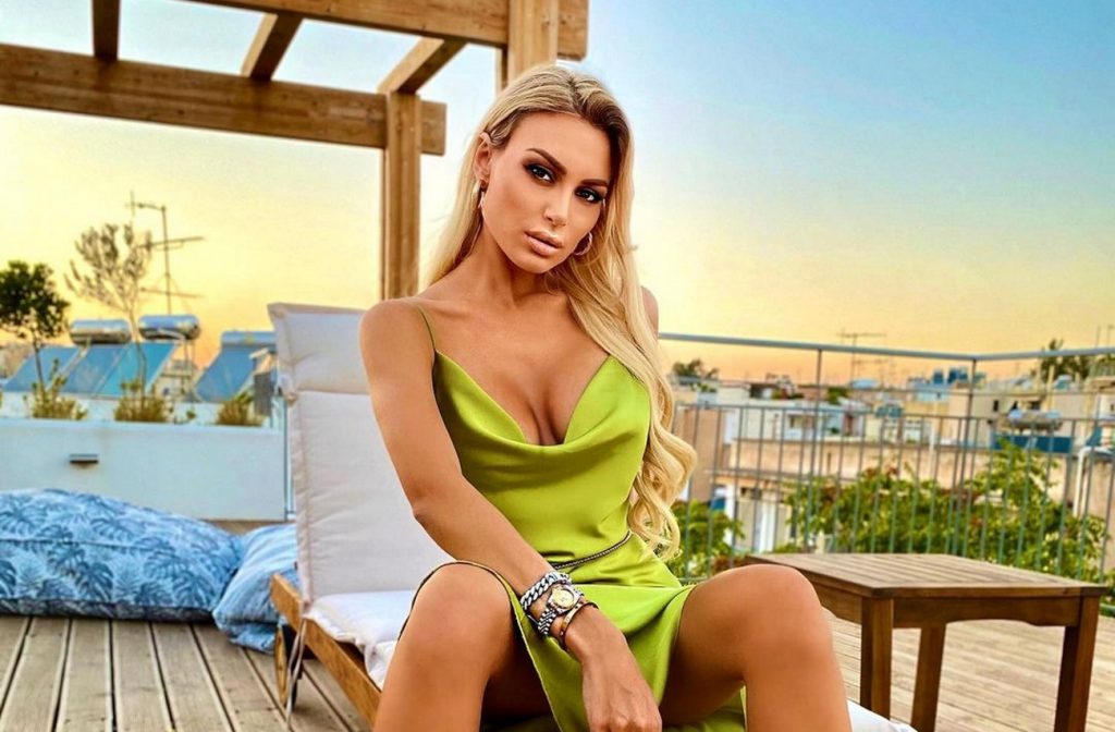 «Πιστεύω ότι το φυσικό είναι πιο ωραίο – Έχω πια απομυθοποιήσει τις αισθητικές επεμβάσεις» είπε η Α.Παναγιώταρου