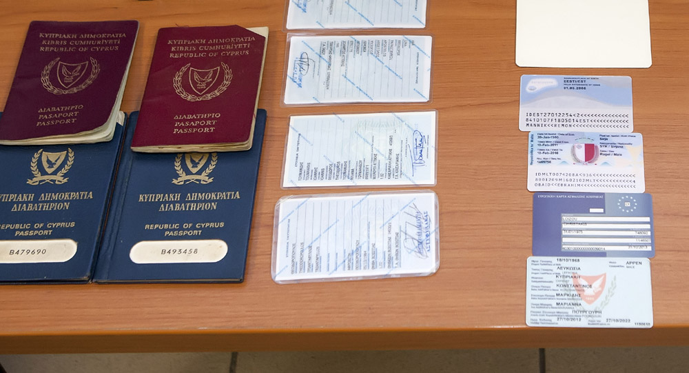 25 συλλήψεις παράνομων μεταναστών στην Κρήτη – Κατηγορούνται για πλαστογραφία πιστοποιητικών