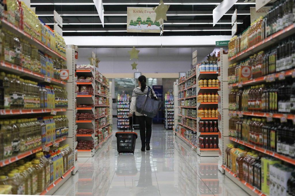 Σε ισχύ από σήμερα το νέο ωράριο λειτουργείας σε σούπερ μάρκετ και φούρνους
