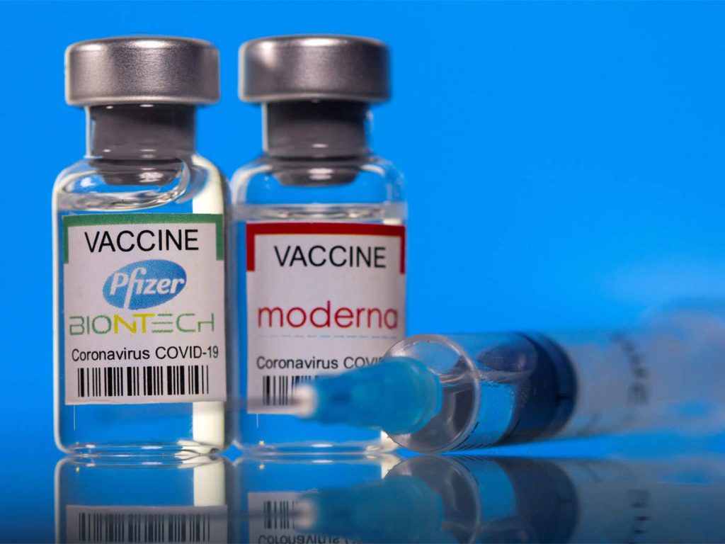 Η «ώρα» των Pfizer, Moderna; – Έρευνες και στην Ελλάδα για περιστατικά μυοκαρδίτιδας