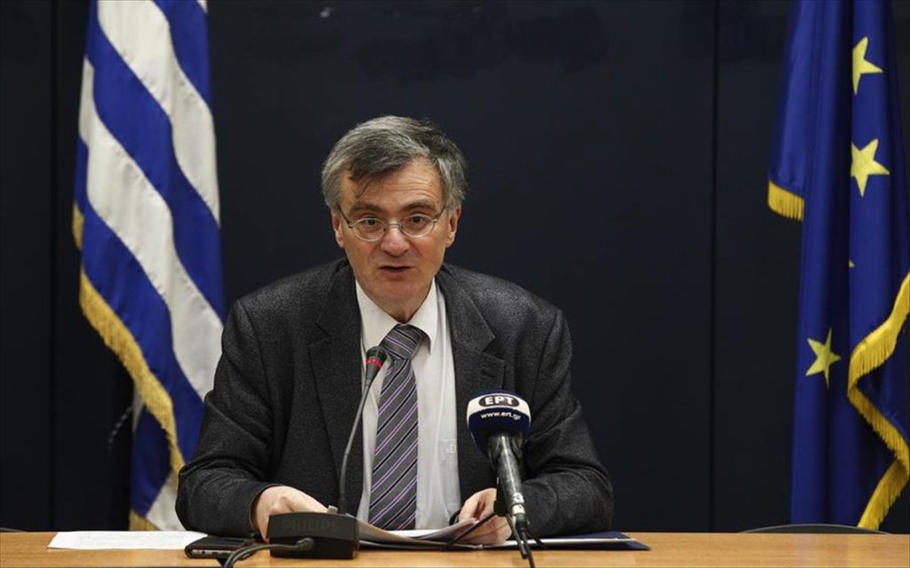 Ο Σ.Τσιόδρας επανεμφανίστηκε και ζητά να μην αρθούν περισσότερα μέτρα