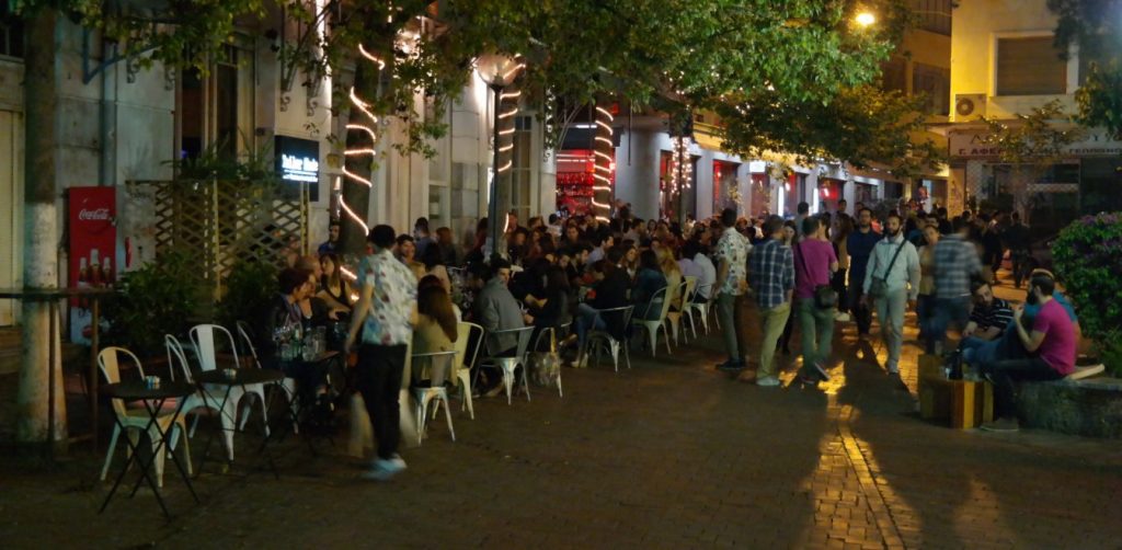 Πότε και πώς θα ανοίξουν τα νυχτερινά κέντρα διασκέδασης: Είσοδος μόνο με πιστοποιητικό COVID-19