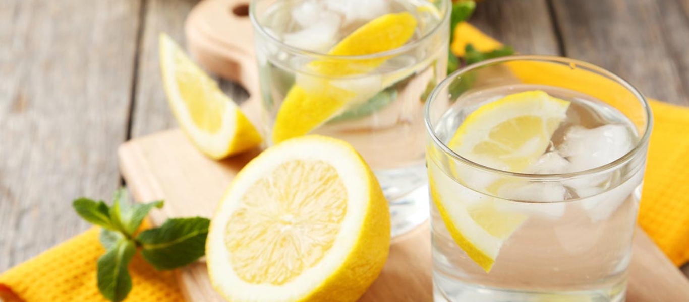 Πετάτε τις φλούδες από τα λεμόνια; – Δείτε πως μπορείτε να τις αξιοποιήσετε