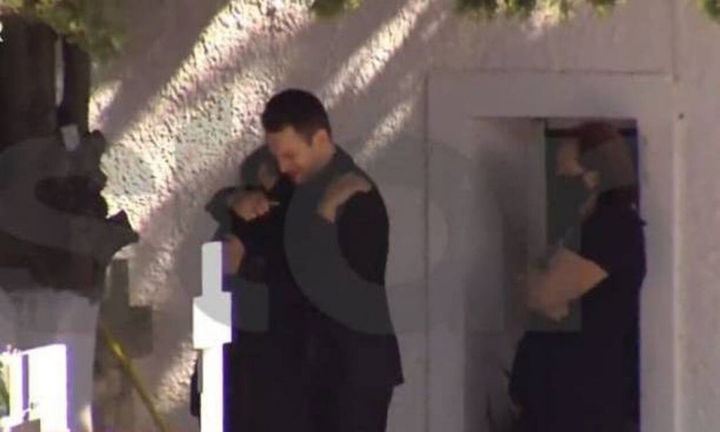 Γλυκά Νερά: Το πρωί αγκάλιαζε την μητέρα της Καρολάιν και το βράδυ ομολόγησε τη δολοφονία