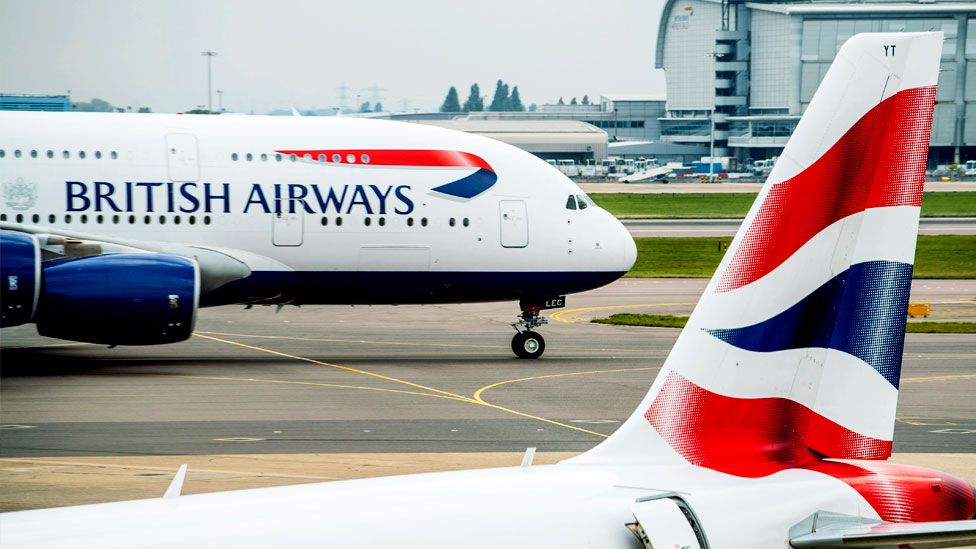 «Πανικός» σε αεροδρόμιο της Βρετανίας – «Κατέρρευσε» το μπροστινό μέρος αεροπλάνου της British Airways (βίντεο)