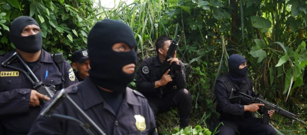 Επιχείρηση εξάρθρωσης σπείρας ναρκωτικών στο Ελ Σαλβαδόρ – Κατασχέθηκαν 744 κιλά κοκαΐνης