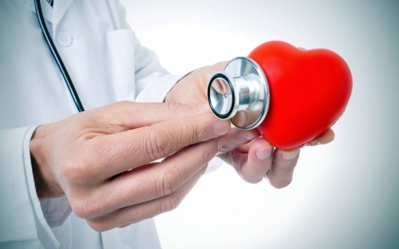 Μυοκαρδίτιδα: Ποιοι κινδυνεύουν να την εμφανίσουν – Τα συμπτώματα