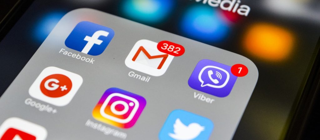 Αυτές οι εφαρμογές «κατασπαράζουν» τη μπαταρία του κινητού σας!