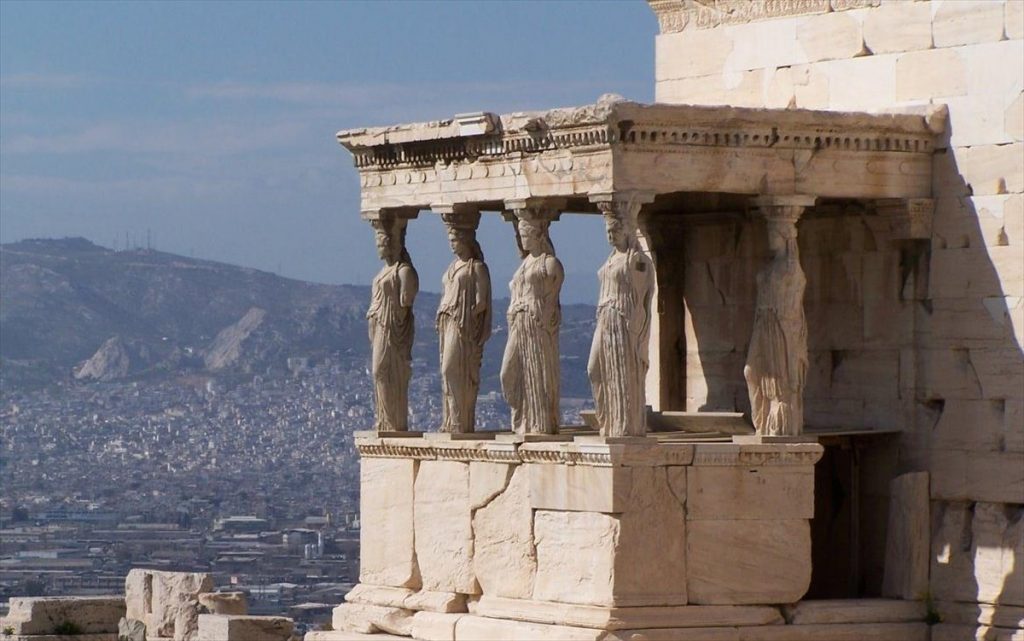 Το ξεπούλημα της Ακρόπολης: Την «νοίκιασαν» στον οίκο Dior για πενταροδεκάρες (βίντεο)