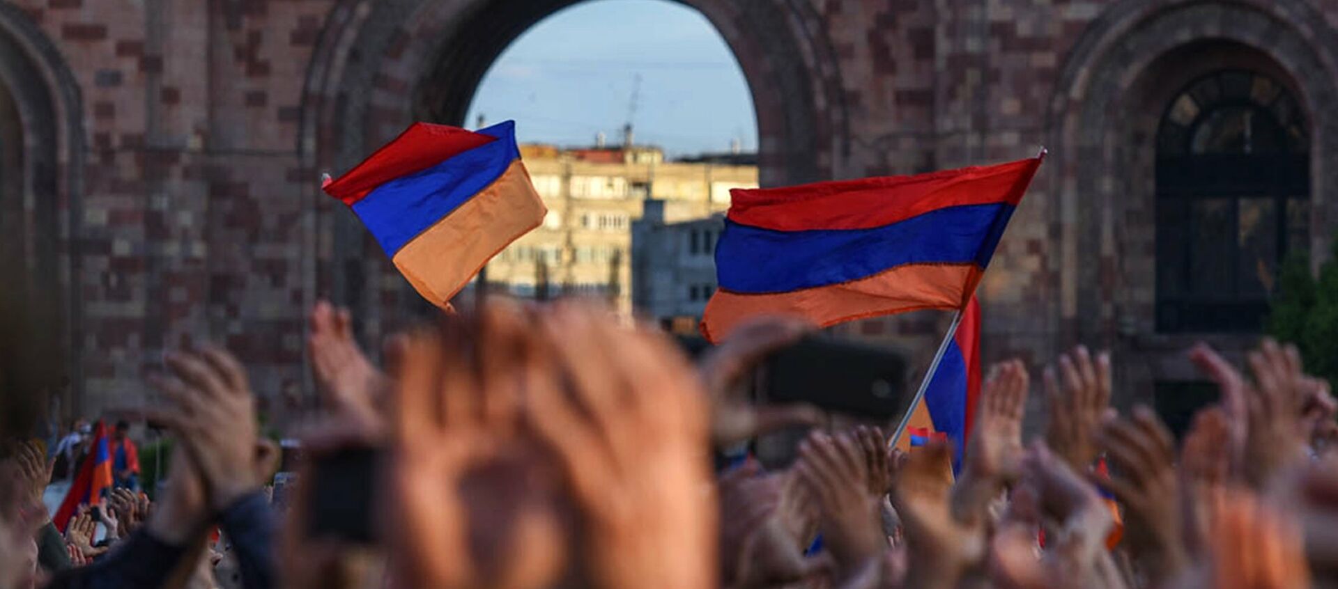 Πρόωρες βουλευτικές εκλογές στην Αρμενία: Άνοιξαν σήμερα οι κάλπες στον απόηχο της ήττας στο Ναγκόρνο-Καραμπάχ