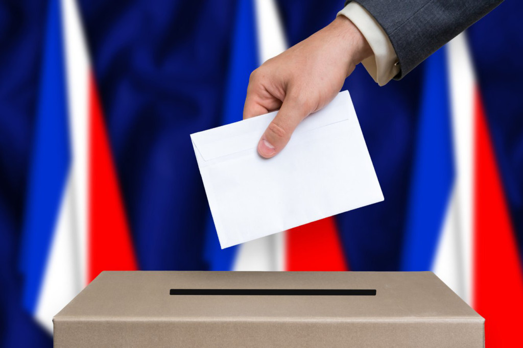 Περιφερειακές εκλογές στην Γαλλία με την Εθνική Συσπείρωση της Μ.Λεπέν σε πλεονεκτική θέση