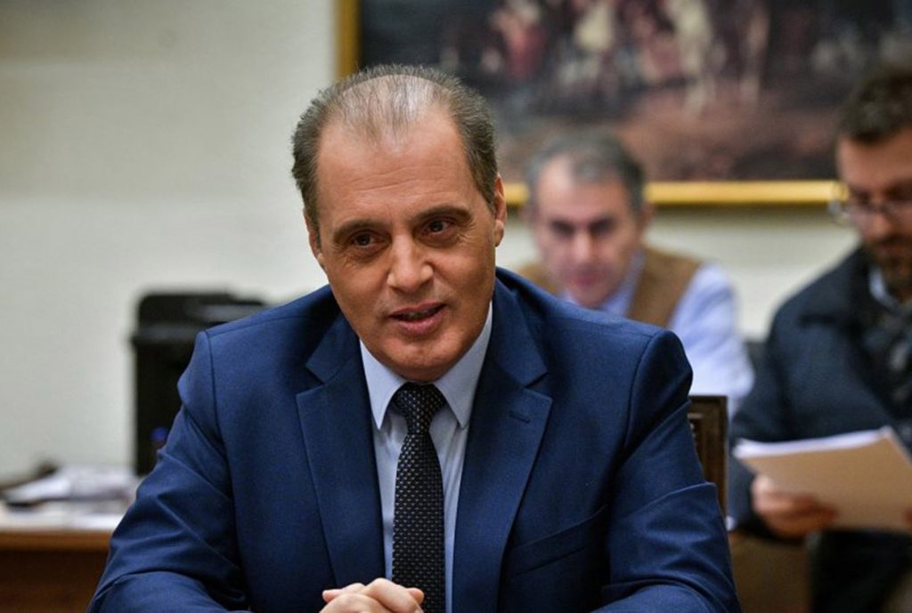 Βελόπουλος κατά Πορτοσάλτε και ΣΚΑΙ για το Άγιο Όρος και τη «μαύρη νύχτα» των εμβολιασμών