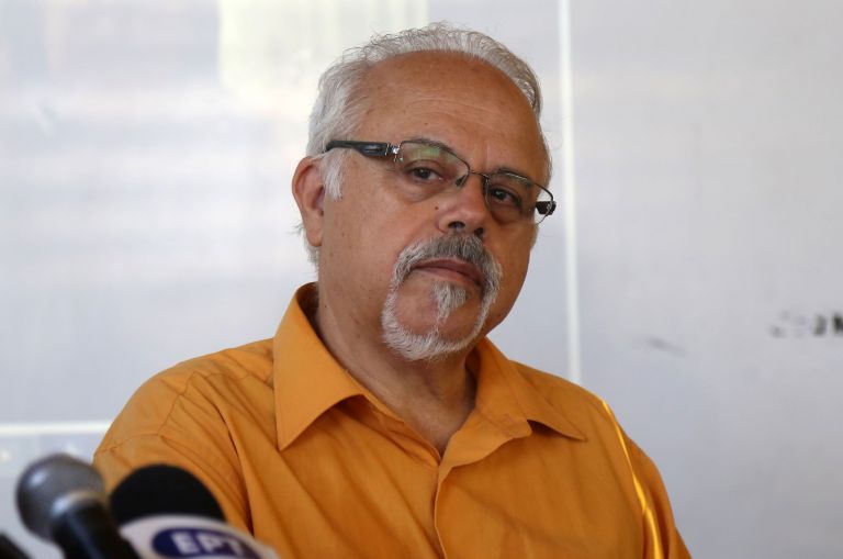 Βγήκε από το νοσοκομείο μετά από 2 μήνες στη ΜΕΘ ο Μιχάλης Τρεμόπουλος (βίντεο)