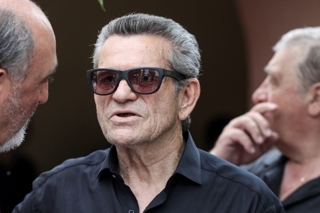 Γιώργος Μαργαρίτης: «Περπατούσα στην Ομόνοια και μόνο κάτι μελαχρινούς έβλεπα – Πώς κατάντησε η Ελλάδα…» (upd)