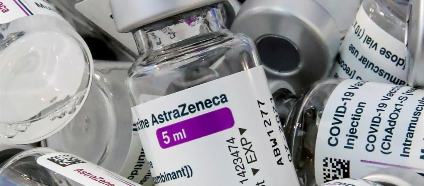 AstraZeneca: Άνοιξε η πλατφόρμα για την αλλαγή της 2ης δόσης του εμβολίου