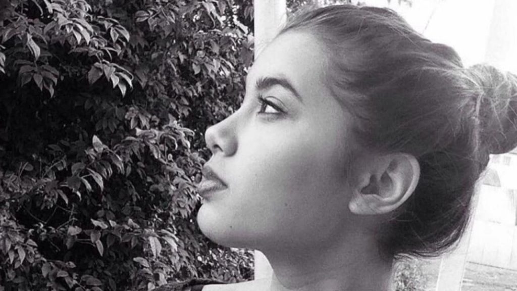 Γλυκά Νερά: Η οικογένεια της Καρολάιν σκέφτεται να αλλάξει την φωτογραφία στον τάφο της