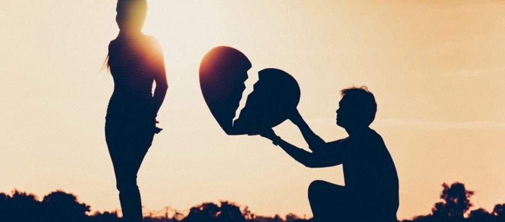 Αυτοί είναι οι 5 συνδυασμοί ζωδίων που θα απατήσουν ο ένας τον άλλον