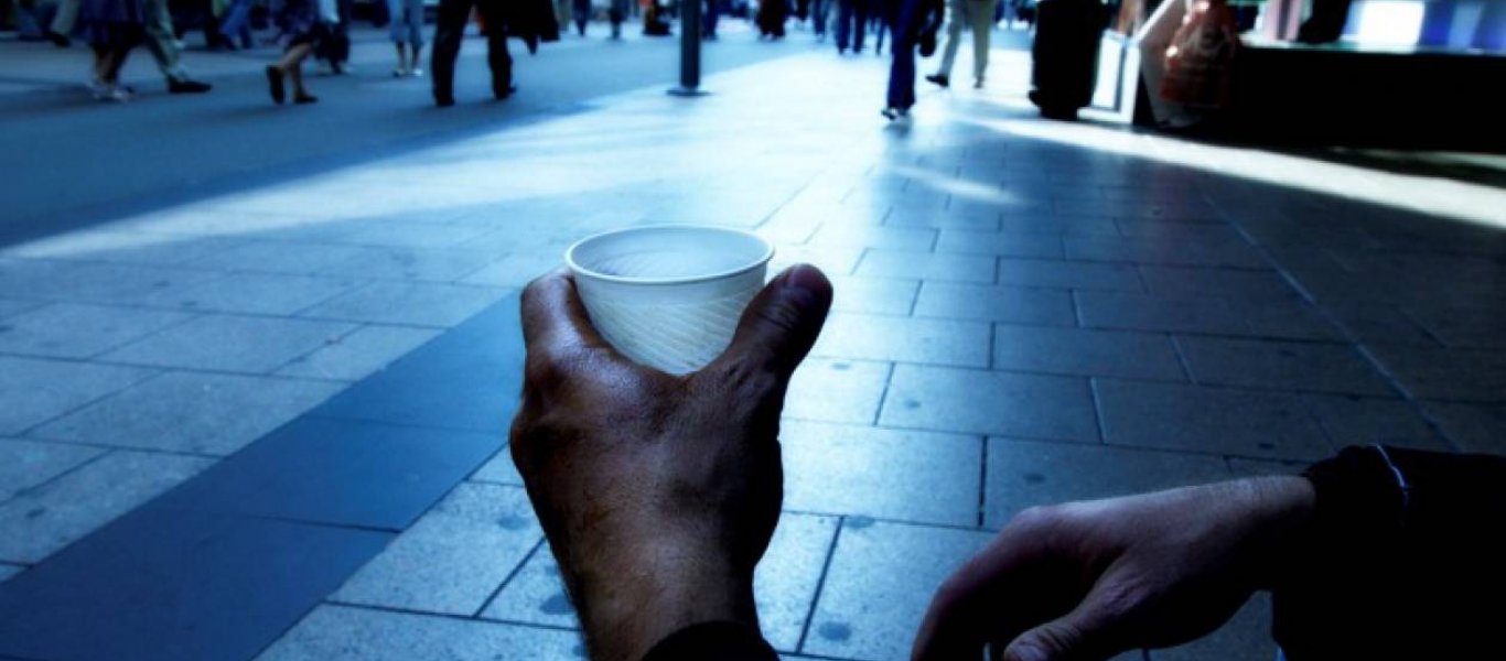 Κοινωνική και οικονομική αποσύνθεση: Το 28,9 % των Ελλήνων πολιτών είναι και επίσημα φτωχοί