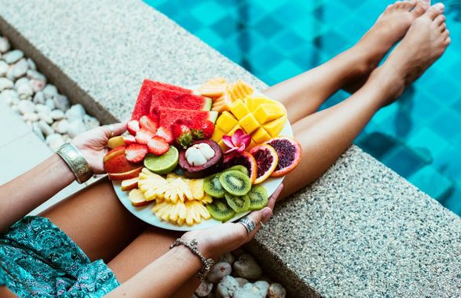 Ενδεικτικά διαιτολόγια για κάθε γεύμα της ημέρας για να αντιμετωπίσετε τον καύσωνα