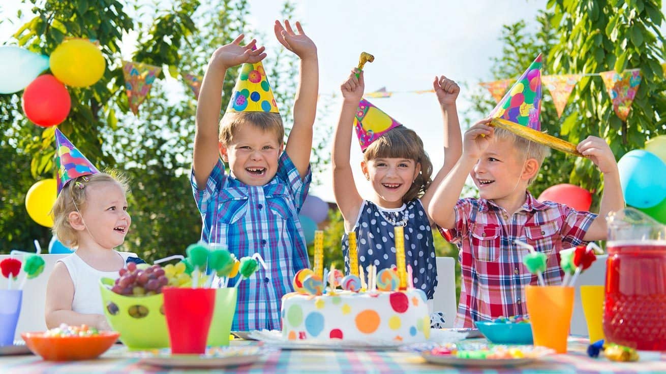 Με τα… παιδικά πάρτι γενεθλίων «τα βάζουν» τώρα οι «ειδικοί»: Λένε πως εννοούν την εξάπλωσή του κορωνοϊού