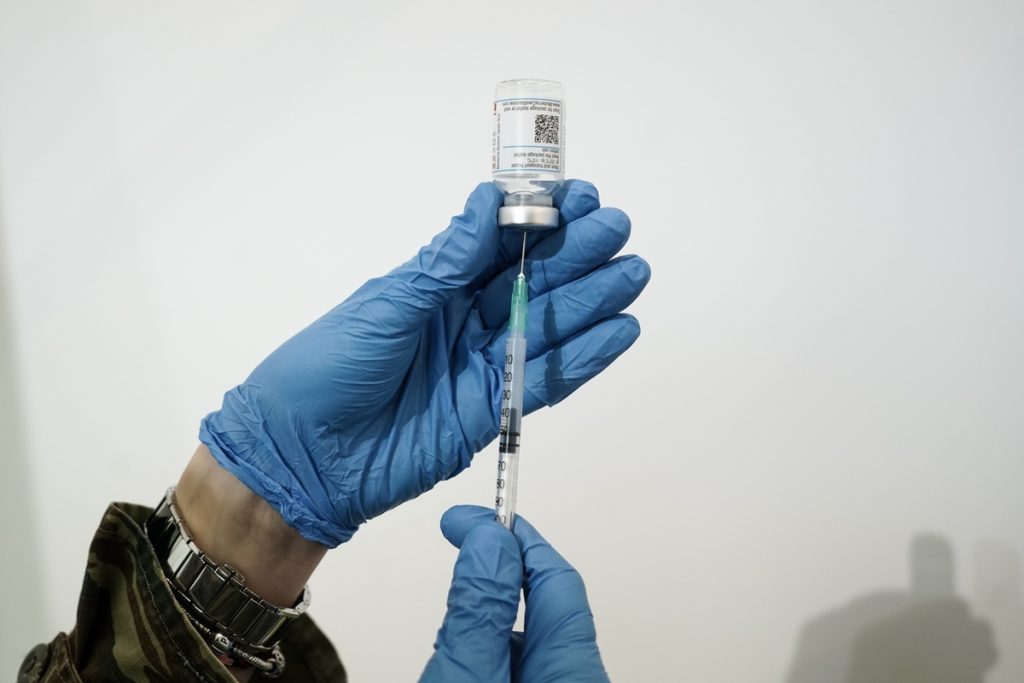 Κορωνοϊός: Η Χιλή εξετάζει τη χορήγηση 3ης ενισχυτικής δόσης του εμβολίου
