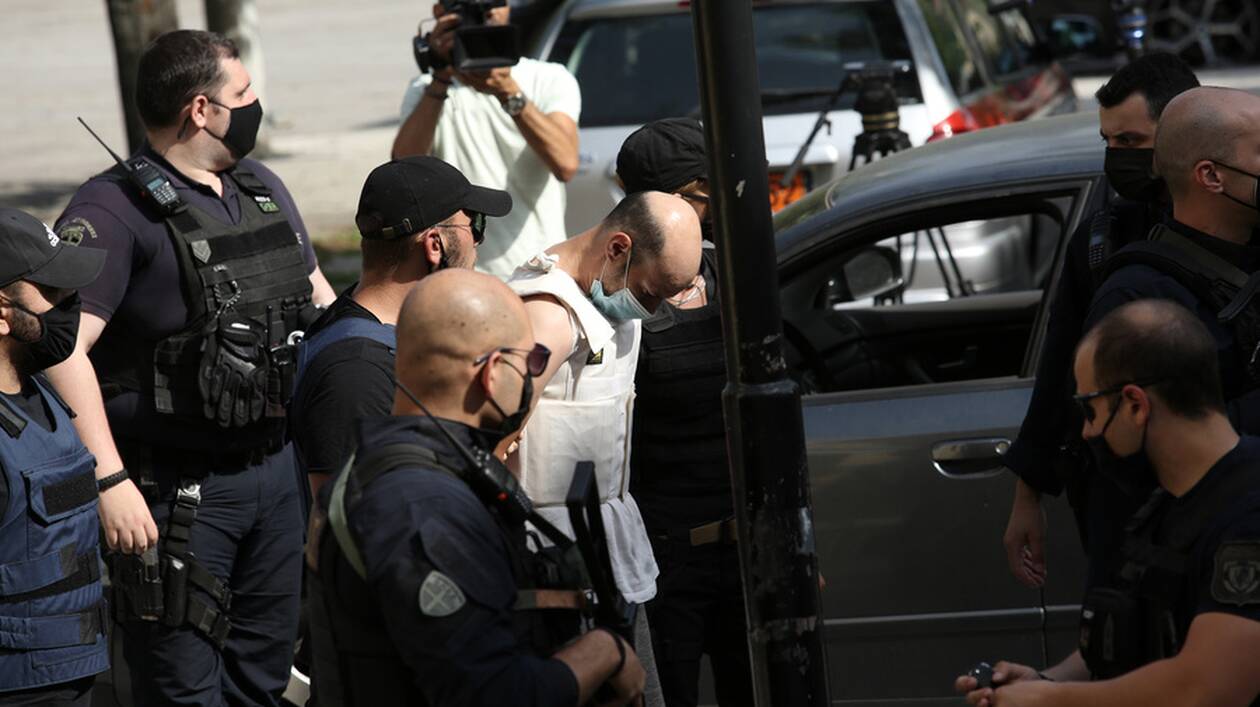 Βιασμός στα Πετράλωνα: Δίωξη για δυο κακουργήματα και δυο πλημμελήματα στον Βούλγαρο