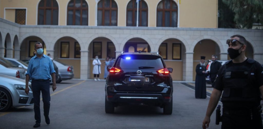 Επίθεση με καυστικό υγρό στη Μονή Πετράκη: Εξιτήριο από το «Γ.Γεννηματάς» για τους τέσσερις Μητροπολίτες