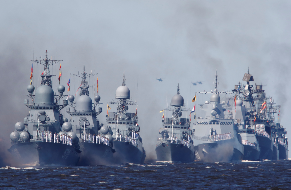 Sea Breeze 2021: Τεράστια αρμάδα συγκεντρώνει το ΝΑΤΟ στη Μαύρη Θάλασσα – «Βράζει» η Μόσχα