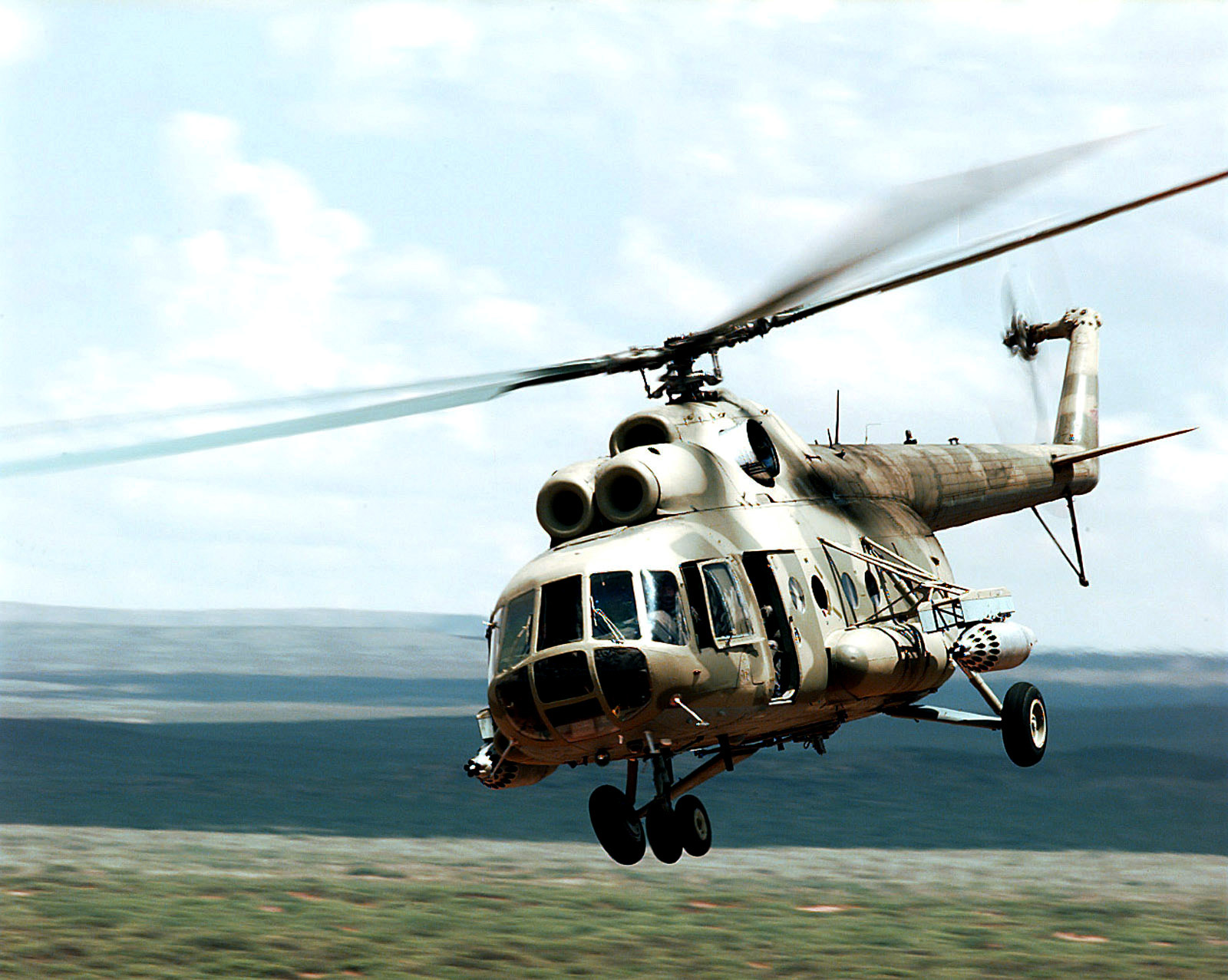 Αγία Πετρούπολη; Συντριβή μεταφορικού ελικοπτέρου Mi-8 – Πληροφορίες για νεκρούς