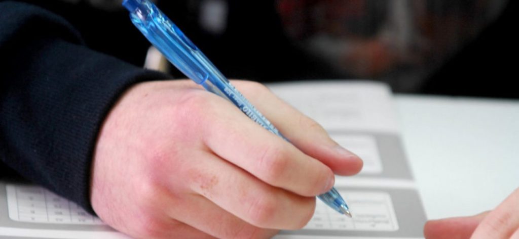 Πανελλήνιες 2021: Τα μαθήματα που εξετάζονται σήμερα οι υποψήφιοι των ΕΠΑΛ