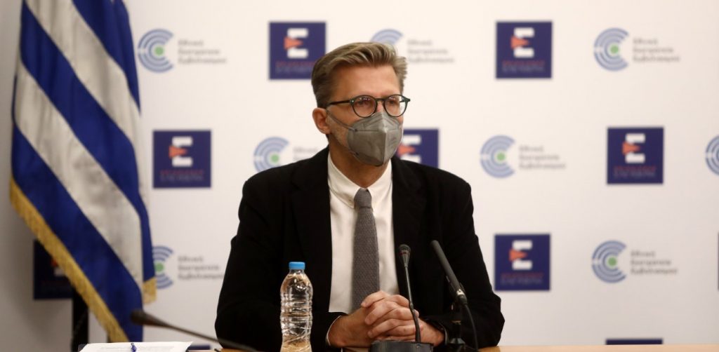 Α.Σκέρτσος: «Ανοίγει η πλατφόρμα εμβολιασμού για παιδιά 12-18 το καλοκαίρι» – Τι θα γίνει με τα self test