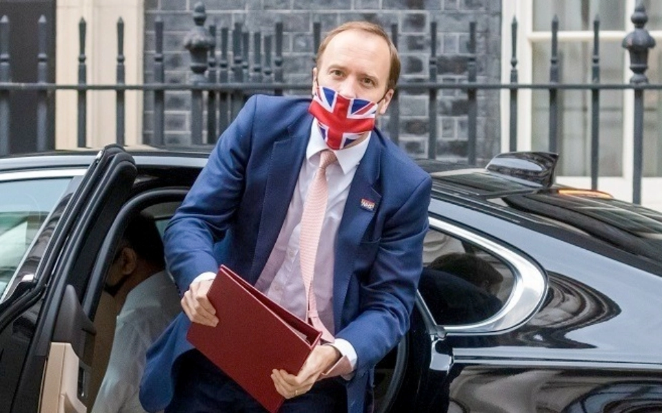 Βρετανία: Παραιτήθηκε ο υπουργός Υγείας Ματ Χάνκοκ -Μετά από το σκάνδαλο με τα κρυφά φιλιά στη σύμβουλό του