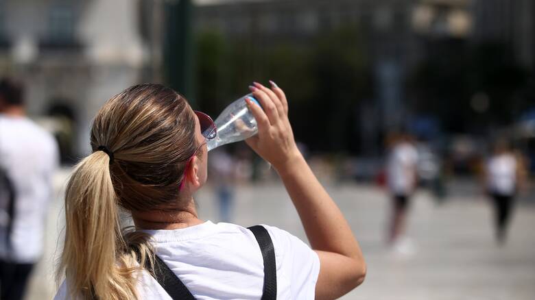 Πτήση με θερμική κάμερα πάνω από την Αθήνα εν μέσω καύσωνα – Μέτρηση έπιασε… 72 βαθμούς Κελσίου!(βίντεο)