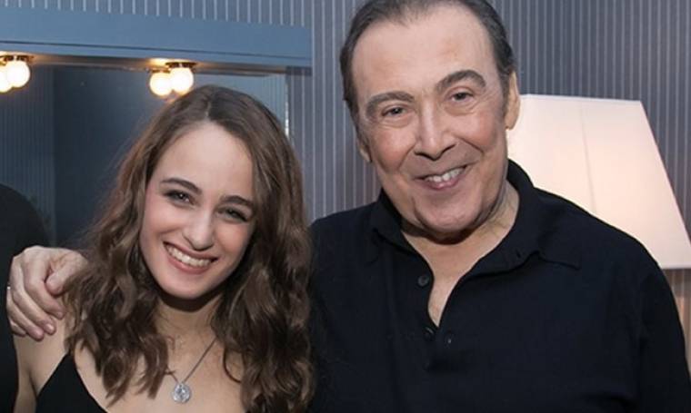 Η αποκαλυπτική φωτογραφία της κόρης του Τόλη Βοσκόπουλου στην παραλία (φωτο)