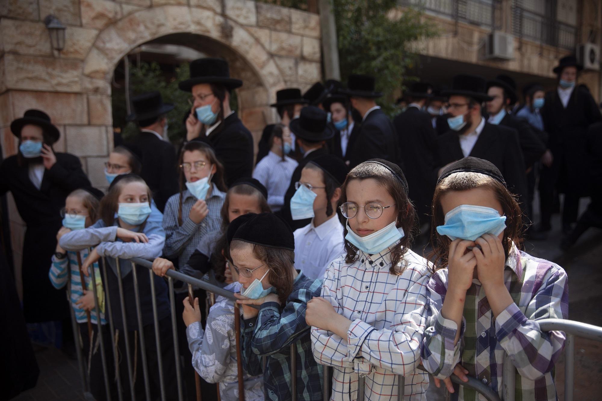 Οι μάσκες και τα μέτρα ήρθαν για να μείνουν! -Ισραήλ: Με 65% εμβολιασμένους επιβάλλουν εκ νέου την μασκοφορία
