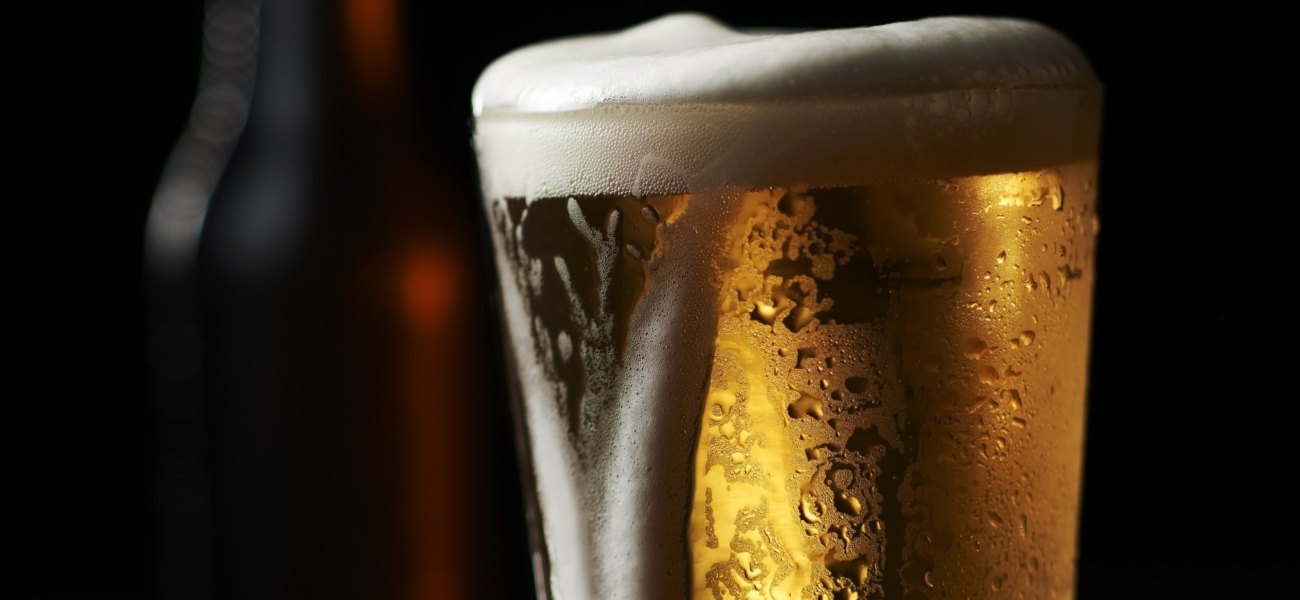 Σταματήστε να πίνετε την μπύρα – Οι 4 χρήσεις της που δεν είχες φανταστεί