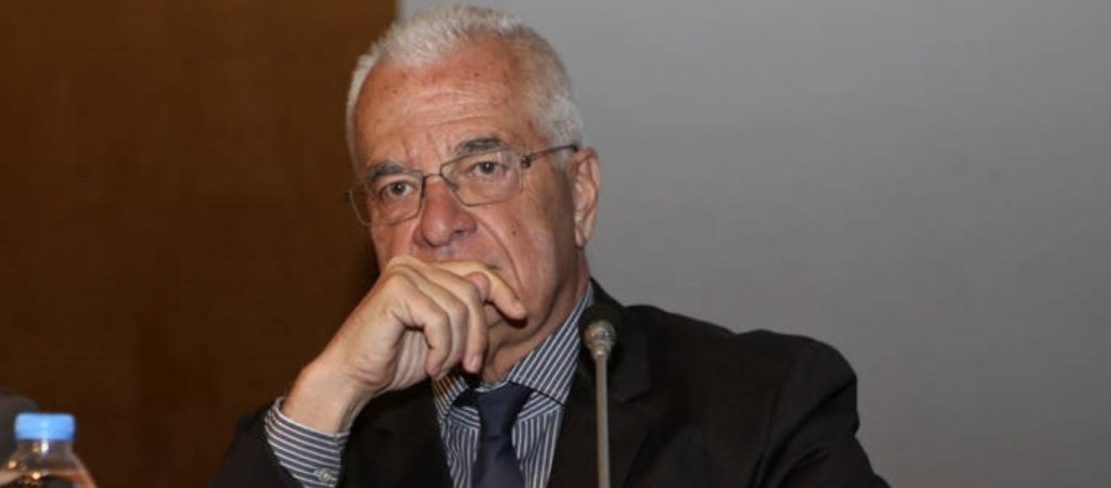 Άγνωστοι επιτέθηκαν με γκαζάκια στο σπίτι του Γιάννη Πρετεντέρη