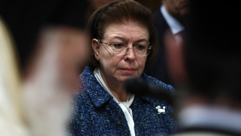 Aπαντήσεις Μενδώνη: Κακώς έπεσε ο πίνακας του Πικάσο, δεν ήταν… ντεκόρ