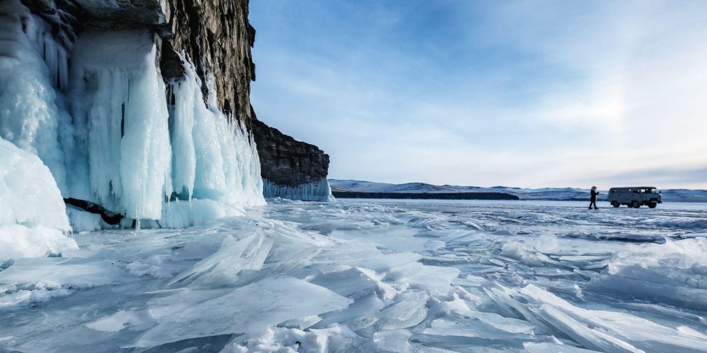 Καθηγητής Φυσικής: «Πιθανότατα ο κορωνοϊός προέρχεται από λιώσιμο πάγων της Σιβηρίας»