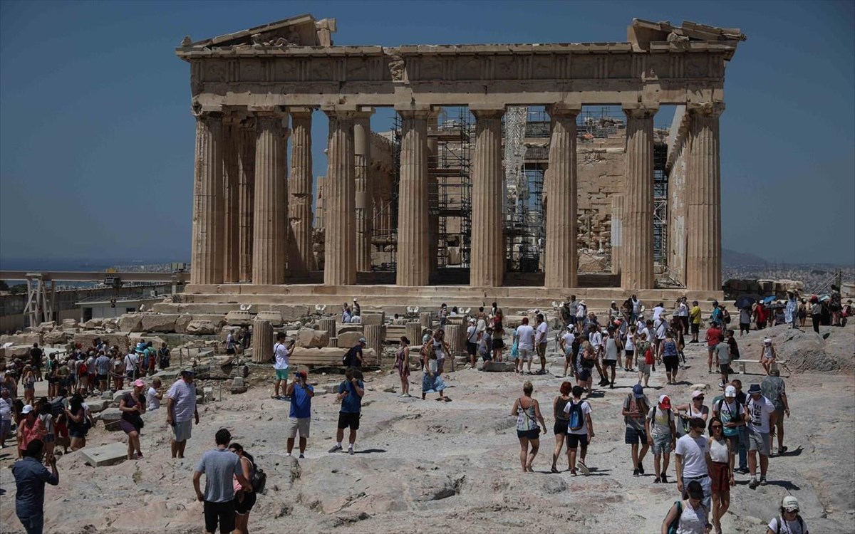 Αμερικανικός τουρισμός: Η Αθήνα στoυς top 5 προορισμούς για το μήνα Ιούλιο