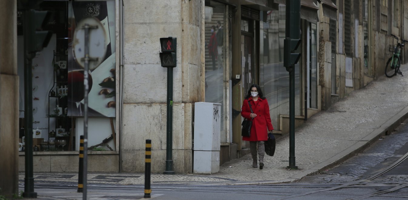 Πορτογαλία: Επιστρέφει η απαγόρευση κυκλοφορίας στις «κόκκινες» περιοχές