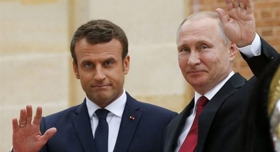 Επικοινωνία Ε.Μακρόν-Β.Πούτιν: Στο επίκεντρο οι εξελίξεις στη Λιβύη και την Ουκρανία