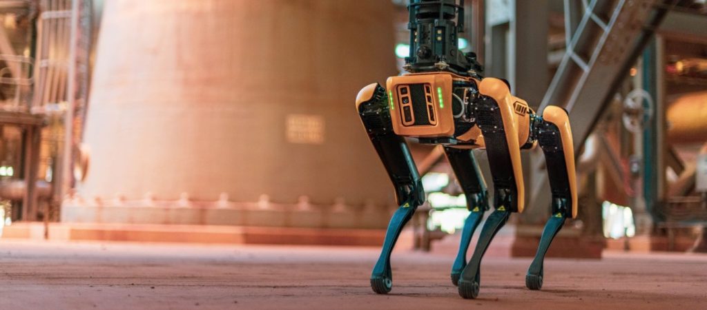 Η Boston Dynamics δημιούργησε ρομποτικό σκύλο που χορεύει με πασίγνωστο μουσικό συγκρότημα (βίντεο)