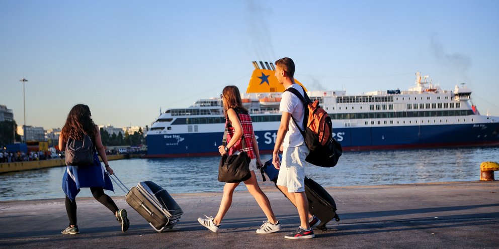 Μειωμένες τιμές έως και 50% στα ακτοπλοϊκά εισιτήρια για τους αναπληρωτές εκπαιδευτικούς