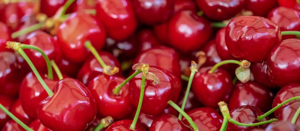 Κεράσια: Τρεις λόγοι να τα βάλετε στη διατροφή σας – Υγιές και λαμπερό δέρμα