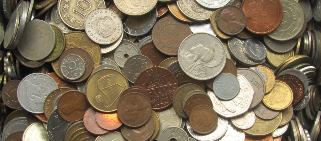 Φιλιππίνες: Δήμαρχος έβαλε «λουκέτο» σε εργοστάσιο που πλήρωνε τους εργαζόμενους με κέρματα