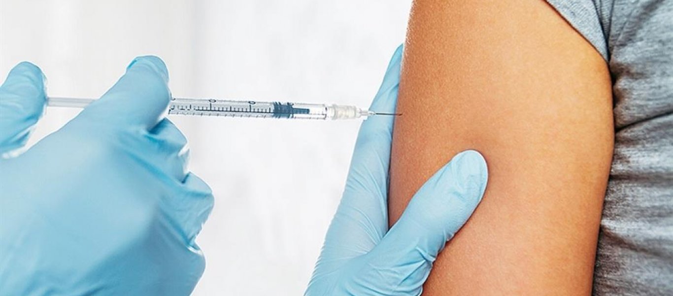 Το Βέλγιο έδωσε το «πράσινο φως» για τον εμβολιασμό των εφήβων 12 έως 15 ετών