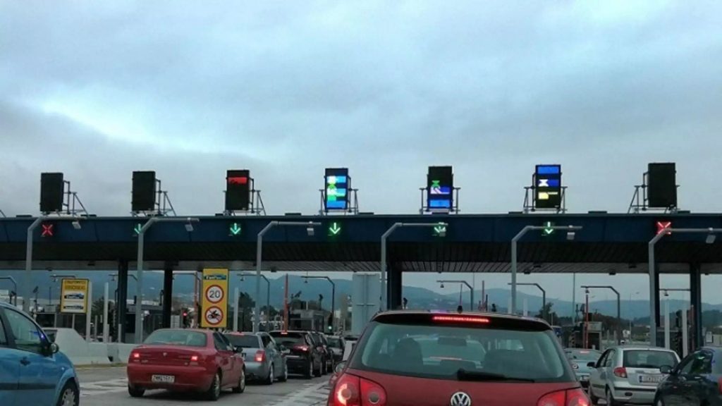 Πως από τα 801 κρούσματα τη Δευτέρα φτάσαμε στα 1.700 σε μια ημέρα;