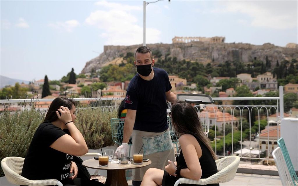Υποχρεωτικούς εμβολιασμούς στην εστίαση θέλει ο Χ.Γώγος! – «Δεν μπορεί να σερβίρει κάποιος ανεμβολίαστος»